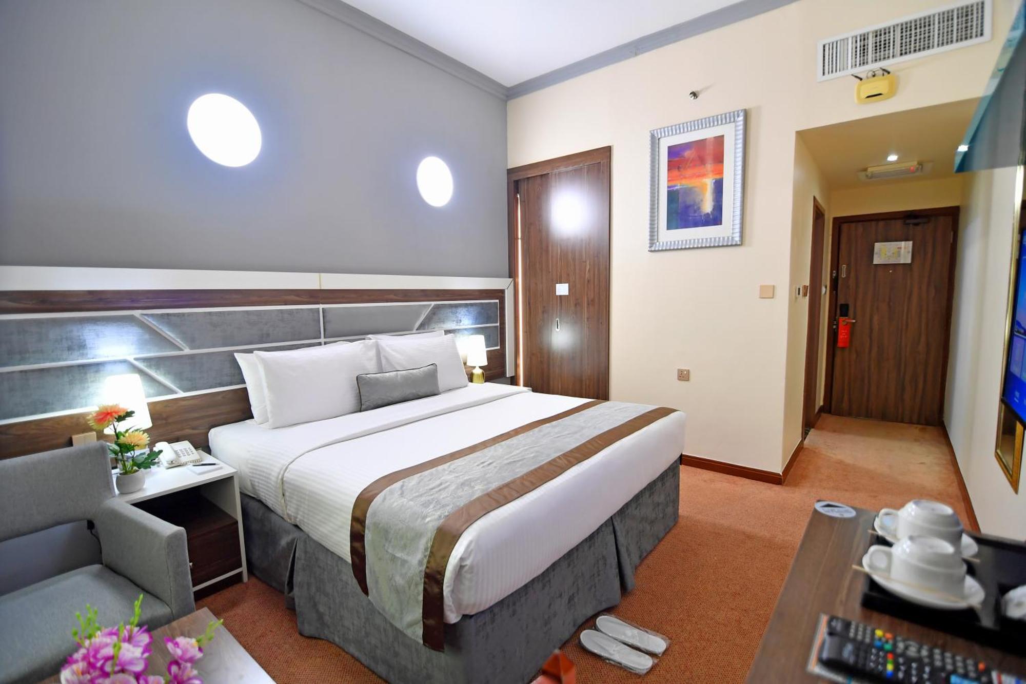 Nejoum Al Emarat Hotel Sharjah Eksteriør billede