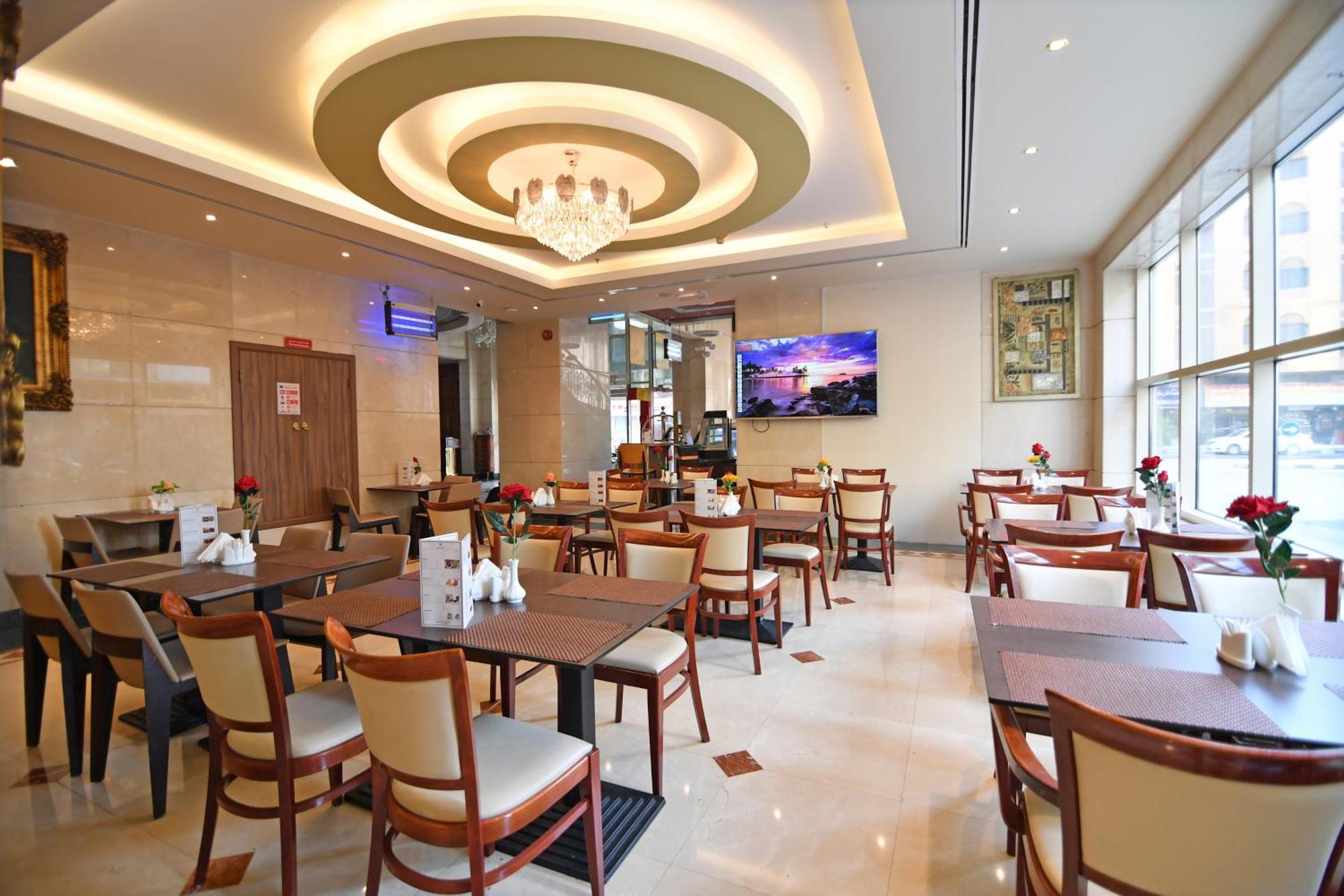 Nejoum Al Emarat Hotel Sharjah Eksteriør billede